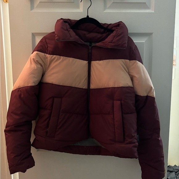 Abercrombie puffer jacket - Picture 3 of 6